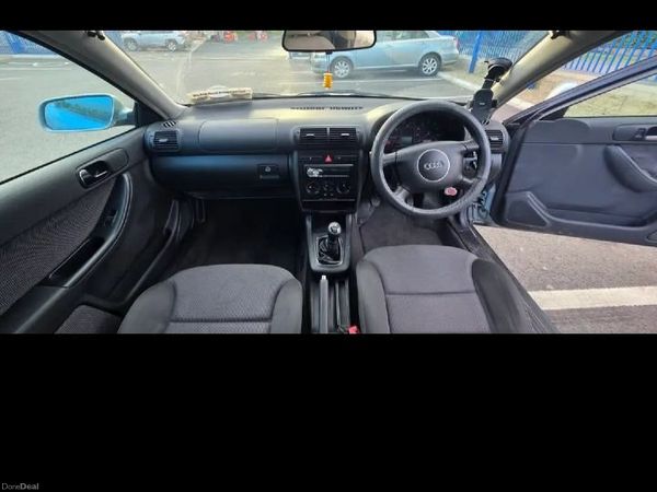 Audi A3 Hatchback, Petrol, 2001, Blue