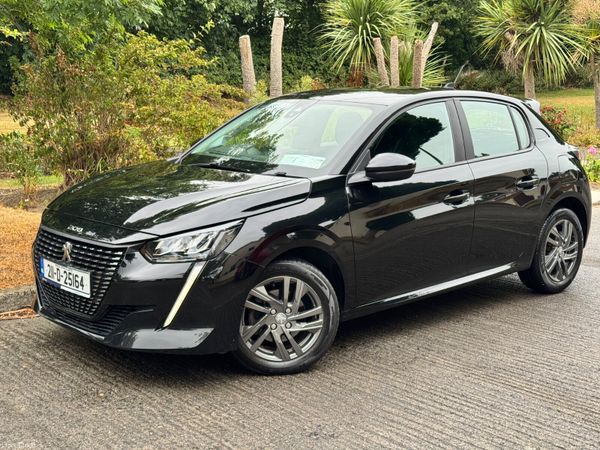 Peugeot 208 Hatchback, Petrol, 2021, Black