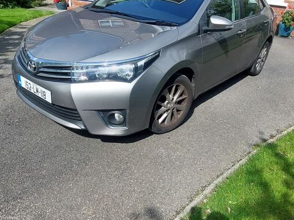 Toyota Corolla Saloon, Diesel, 2015, Bronze