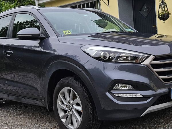 Hyundai Tucson SUV, Petrol, 2018, Grey