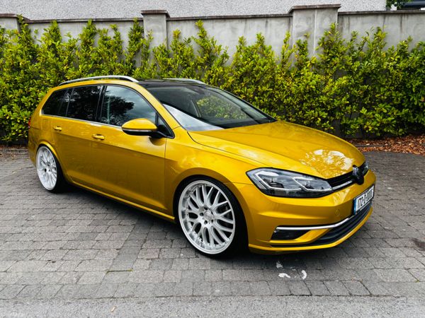 Volkswagen Golf Estate, Petrol, 2017, Gold