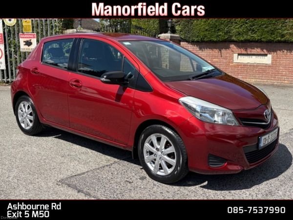 Toyota Yaris Hatchback, Petrol, 2013, Red