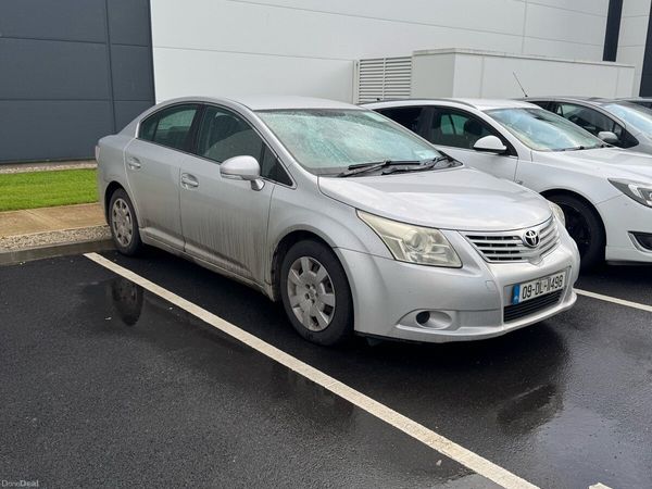 Toyota Avensis Saloon, Diesel, 2009, Silver