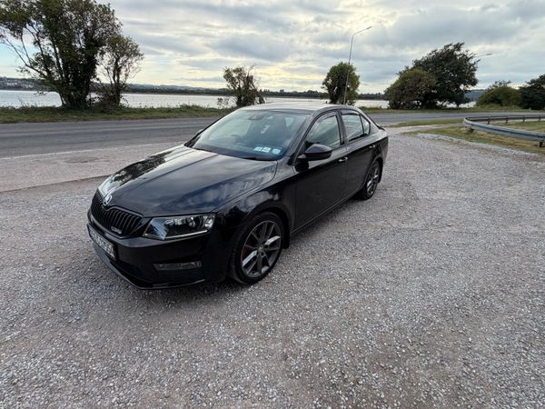 Skoda Octavia Hatchback, Diesel, 2015, Black