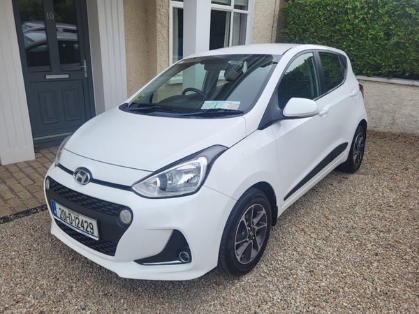 Hyundai i10 Hatchback, Petrol, 2020, White