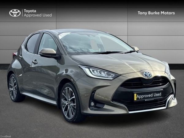 Toyota Yaris Hatchback, Petrol Hybrid, 2023, Brown