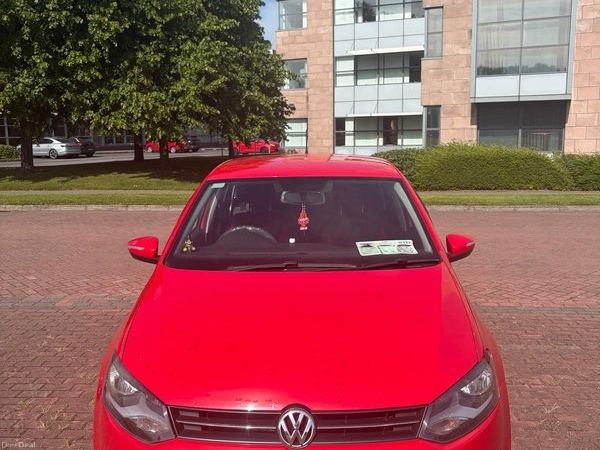 Volkswagen Polo Hatchback, Diesel, 2010, Red