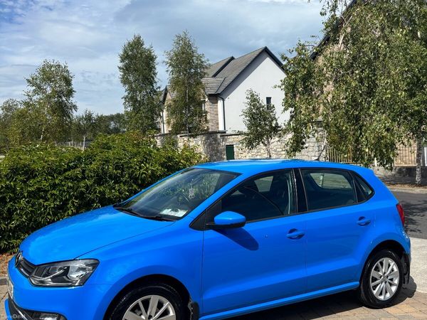 Volkswagen Polo Hatchback, Petrol, 2014, Blue