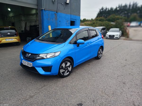 Honda Fit Hatchback, Petrol Hybrid, 2013, Blue