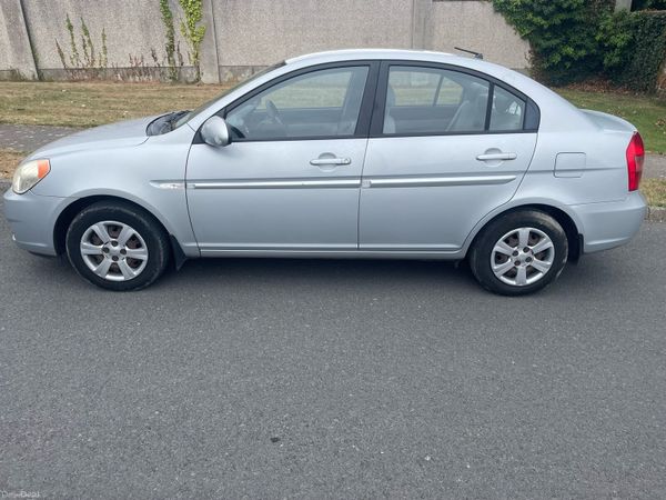 Hyundai Accent Saloon, Petrol, 2007, Silver