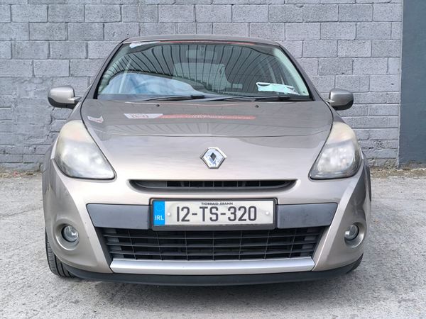 Renault Clio Hatchback, Ethanol Petrol, 2012, Gold
