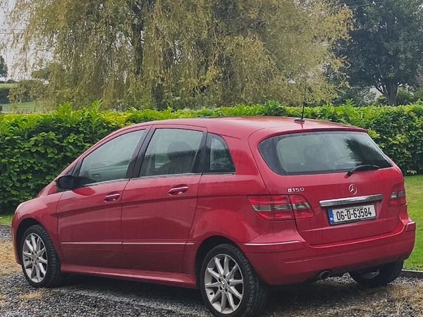 Mercedes-Benz B-Class MPV, Petrol, 2006, Red