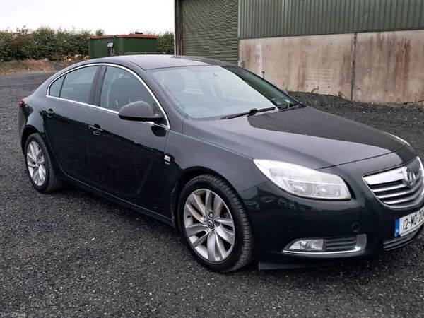 Vauxhall Insignia Hatchback, Diesel, 2012, Black