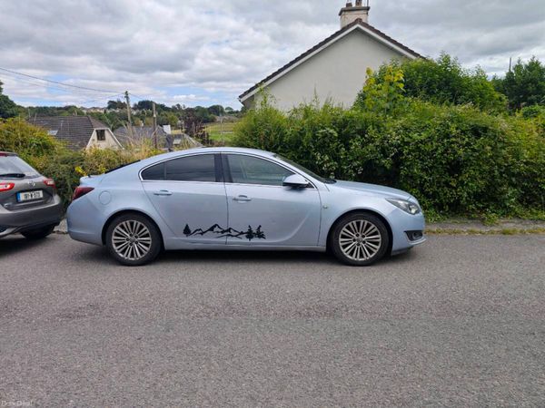 Vauxhall Insignia Hatchback, Diesel, 2014, Silver