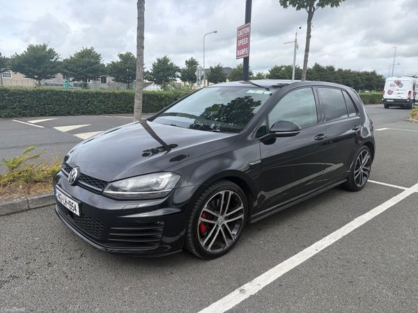 Volkswagen Golf Hatchback, Diesel, 2014, Black