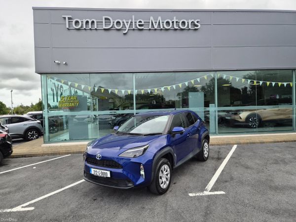 Toyota Yaris Cross SUV, Petrol Hybrid, 2021, Blue