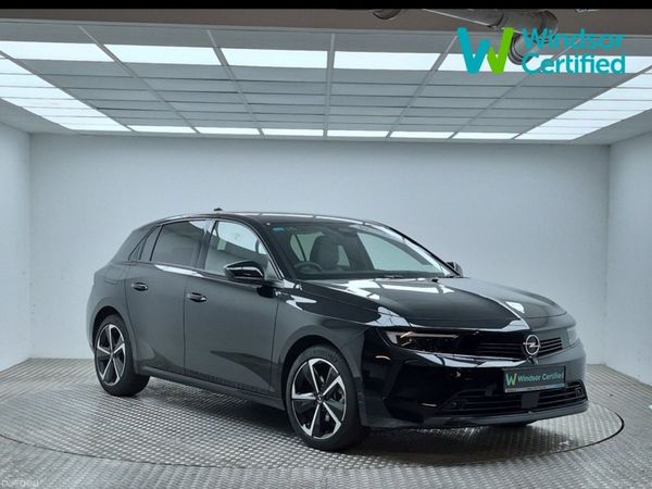 Opel Astra Hatchback, Petrol Hybrid, 2026, Black