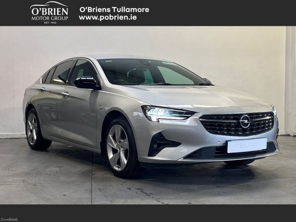 Opel Insignia Hatchback, Diesel, 2022, Grey