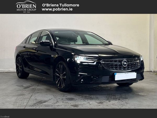 Opel Insignia Hatchback, Diesel, 2022, Black