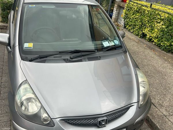 Honda Jazz Hatchback, Petrol, 2005, Grey