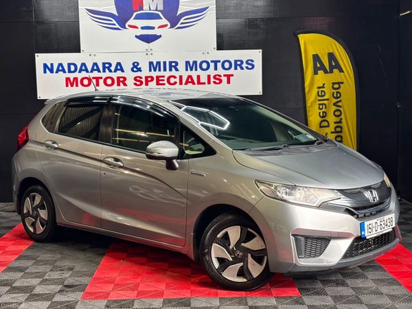 Honda Fit Hatchback, Petrol Hybrid, 2015, Silver