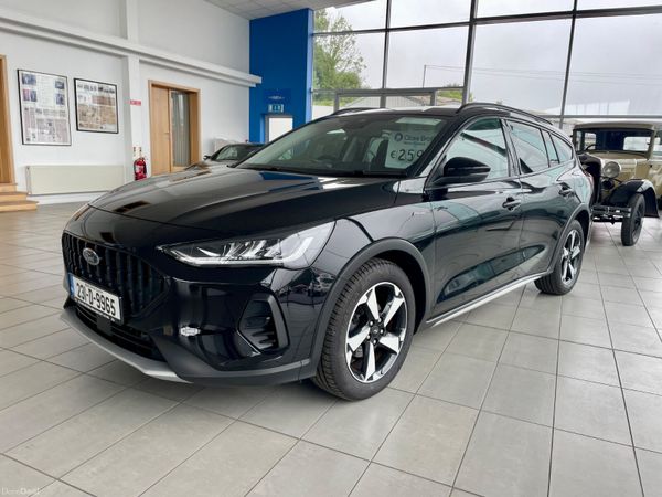 Ford Focus Estate, Petrol, 2023, Black