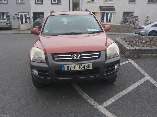 Kia Sportage SUV, Petrol, 2007, Red