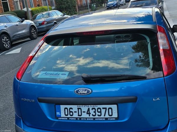 Ford Focus Hatchback, Petrol, 2006, Blue