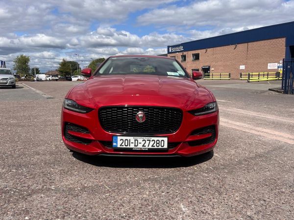 Jaguar XE Saloon, Diesel, 2020, Red