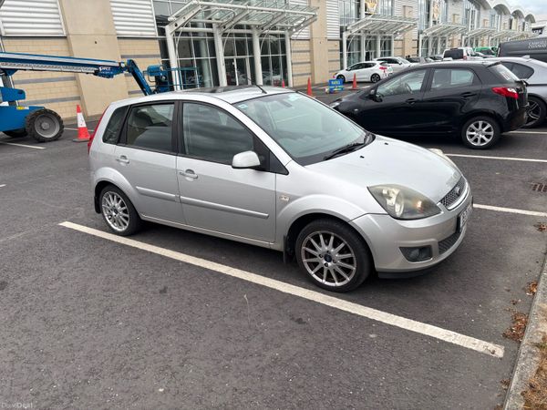 Ford Fiesta Hatchback, Petrol, 2008, Silver