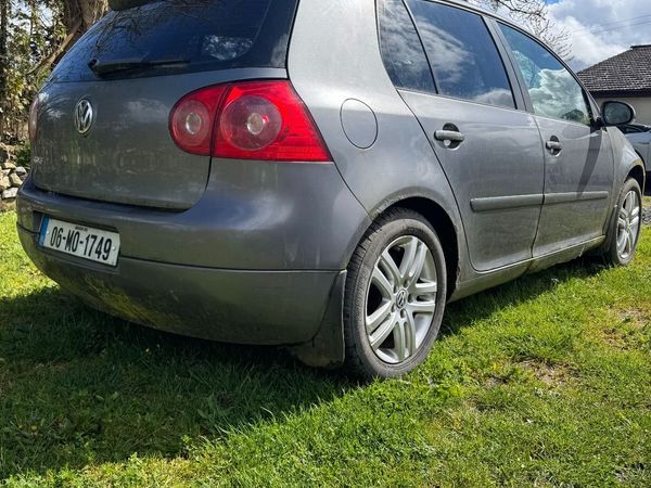 Volkswagen Golf Hatchback, Petrol, 2006, Grey