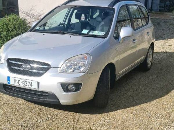 Kia Carens MPV, Diesel, 2011, Silver