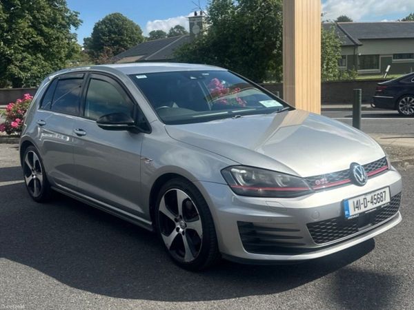 Volkswagen Golf Hatchback, Petrol, 2014, Silver