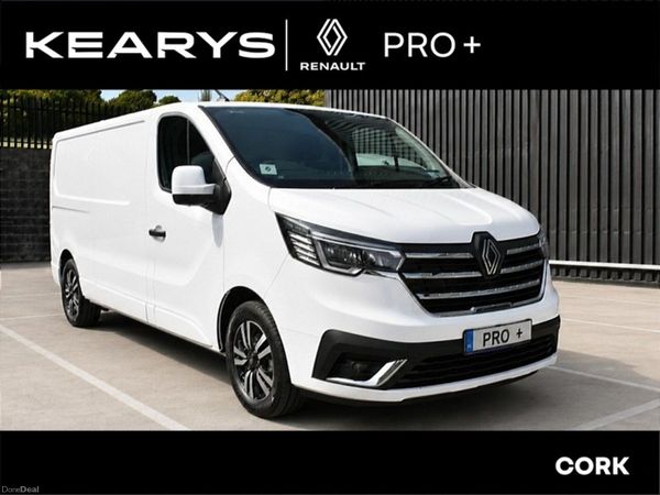 Renault Trafic SUV, Diesel, 2026, White