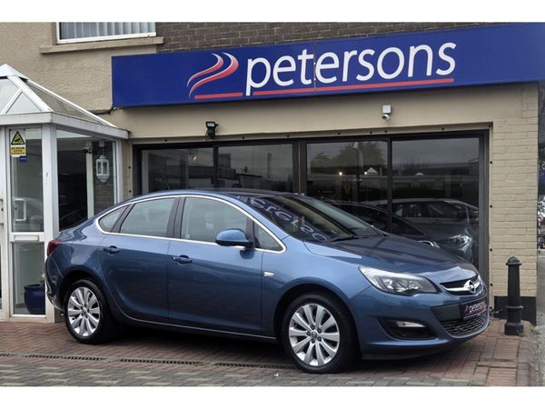 Opel Astra Saloon, Petrol, 2016, Blue