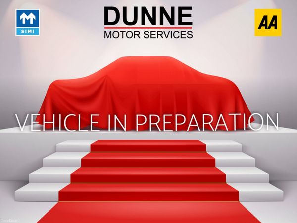 Hyundai i30 Hatchback, Petrol, 2017, Gold