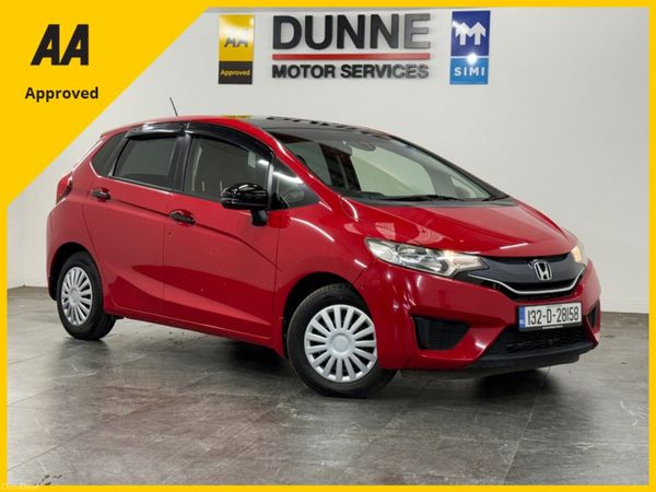 Honda Fit Hatchback, Petrol, 2013, Red