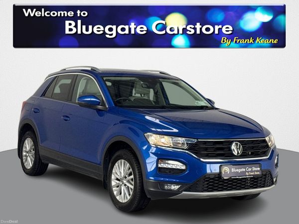 Volkswagen T-Roc Estate, Petrol, 2022, Blue
