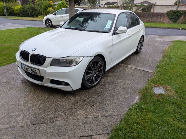 BMW 3-Series Saloon, Diesel, 2011, White
