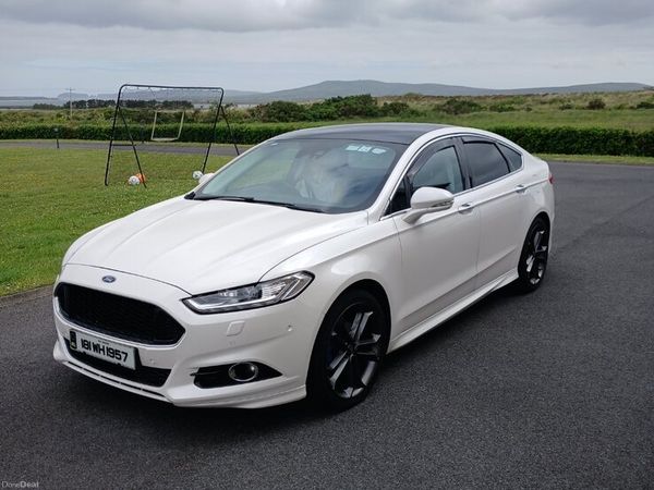 Ford Mondeo Hatchback, Diesel, 2018, White