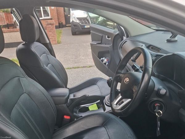Kia Sportage SUV, Diesel, 2012, Silver