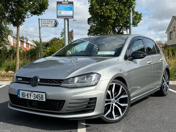 Volkswagen Golf Hatchback, Diesel, 2016, Silver