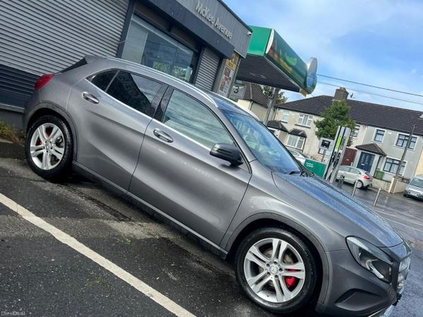Mercedes-Benz GLA SUV, Diesel, 2016, Grey
