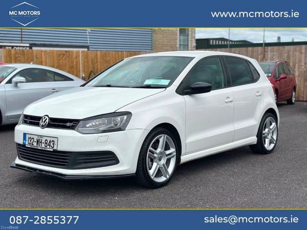 Volkswagen Polo Hatchback, Petrol, 2013, White