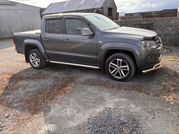 Volkswagen Amarok Crew Cab, Diesel, 2014, Grey