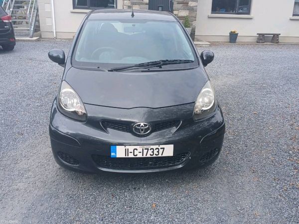 Toyota Aygo Hatchback, Petrol, 2011, Grey