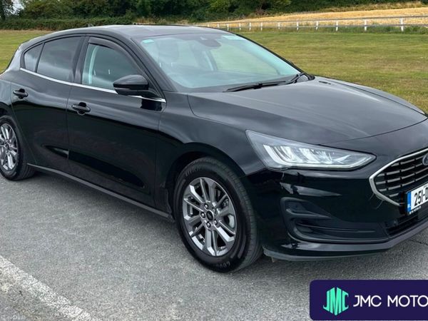 Ford Focus Hatchback, Petrol Hybrid, 2025, Black