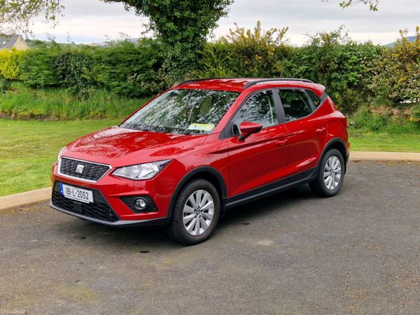 SEAT Arona SUV, Petrol, 2018, Red
