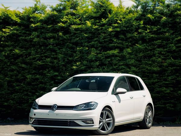 Volkswagen Golf Hatchback, Diesel, 2019, White