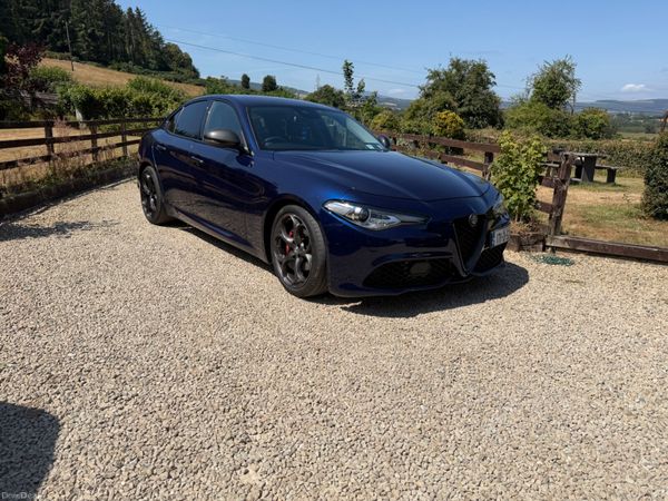 Alfa Romeo Giulia Saloon, Diesel, 2017, Blue
